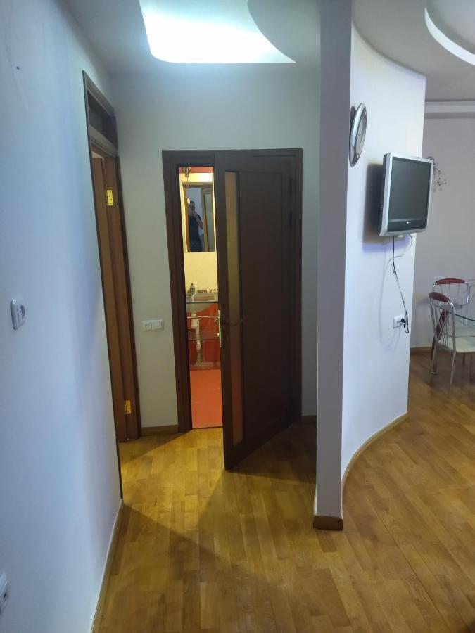 Abovyan 36 Apt & Tour Yerevan Luaran gambar
